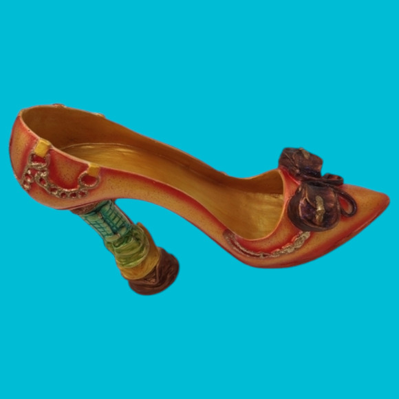 Vintage Decorative Sculpted High Heel Shoe Figurine with Purse Art Vanity Decor - Picture 3 of 12